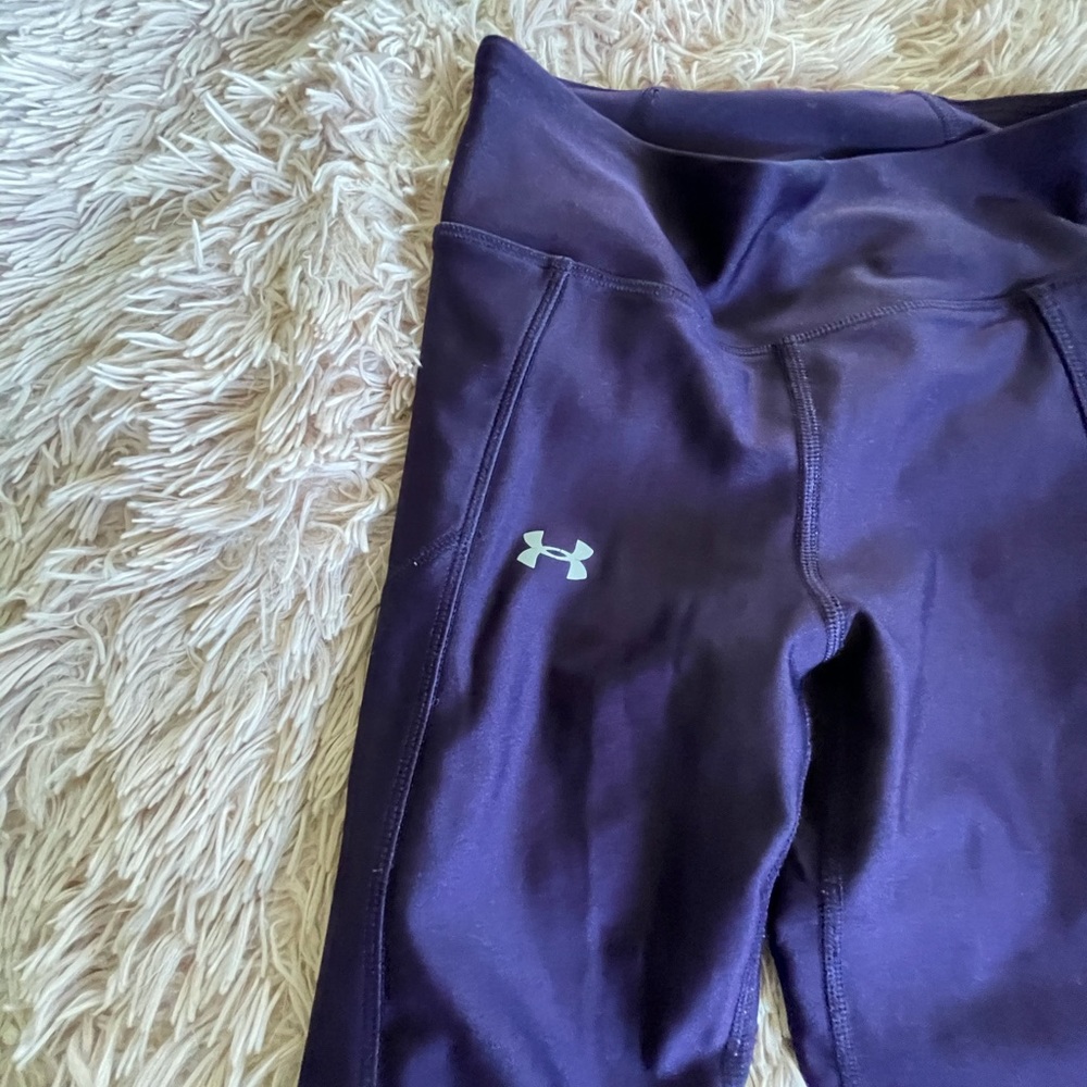 Purple leggings
